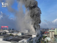 又是电池惹的祸，锂电池超级工厂突发爆炸